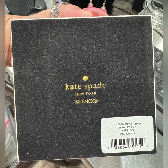 Kate spade jewelry box - Picture 4 of 4